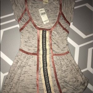 Size small buckle top